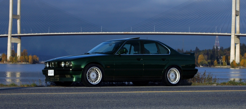 Illustration for article titled Have a Bavarian ton of E32s, E34s and E36s